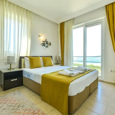 公寓 Saros Calis Beach